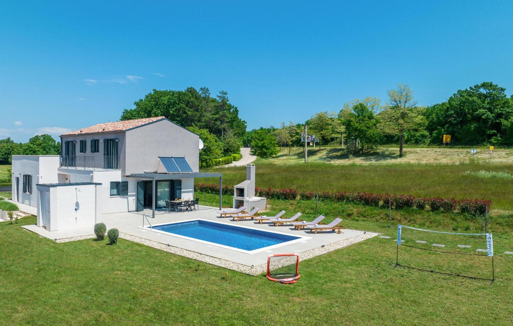 Stunning Home In Barban With Wifi Exterior photo